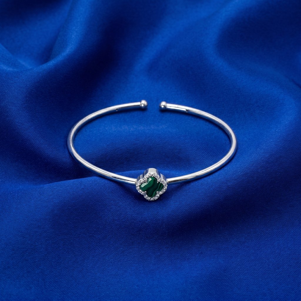 [ISB0031] Green Crystal Bloom Cuff Bangle