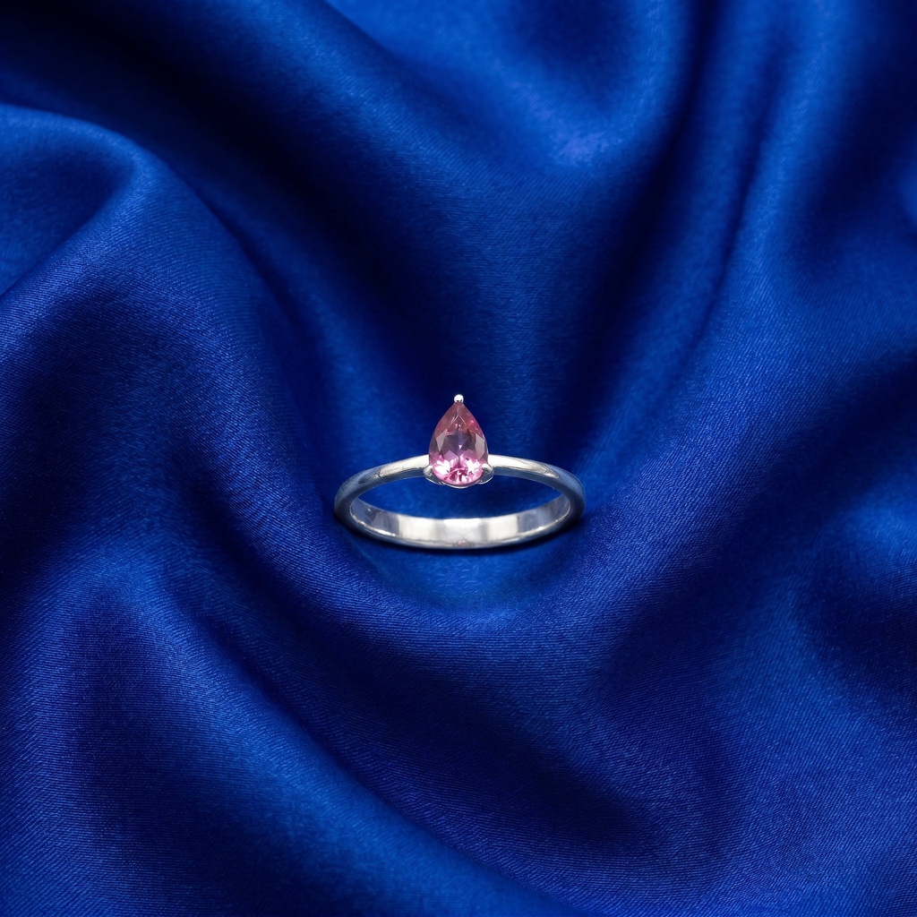 [38] Lotus Garnet Pear Solitaire Ring